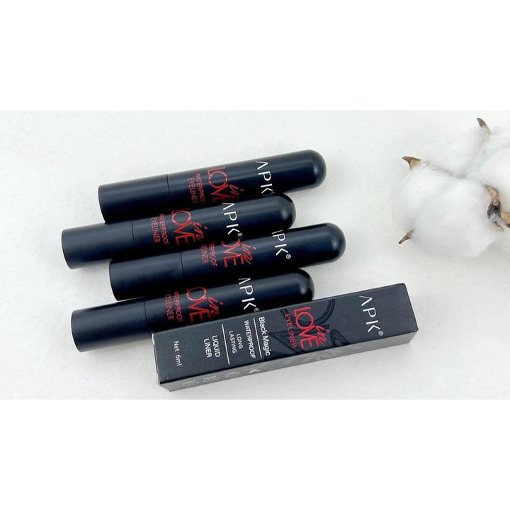 APK In Love Liquid Liner